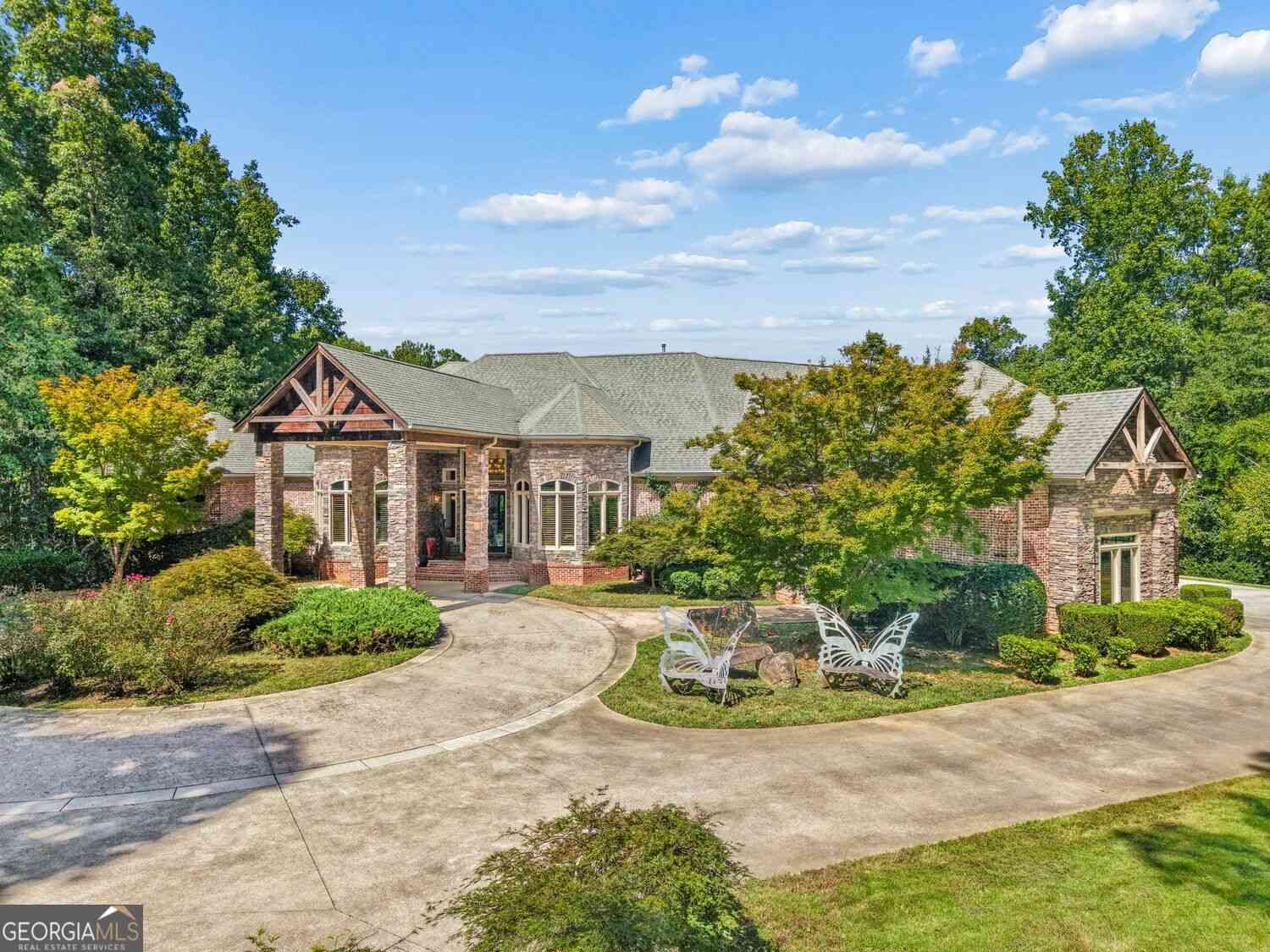 Homes For Sale - 55 Cook Lane<br/> Stockbridge, GA 30281