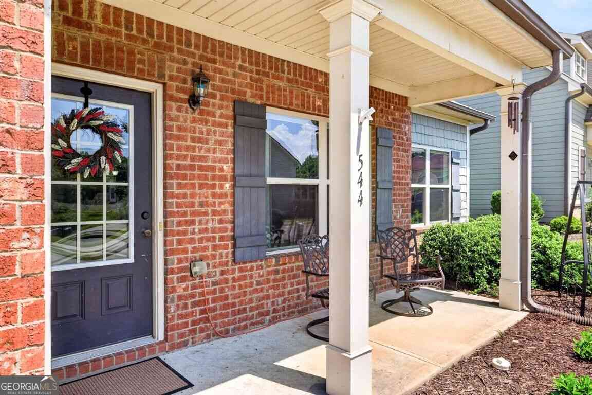 Homes For Sale - 544 Amaranth Trail<br/> Hoschton, GA 30548