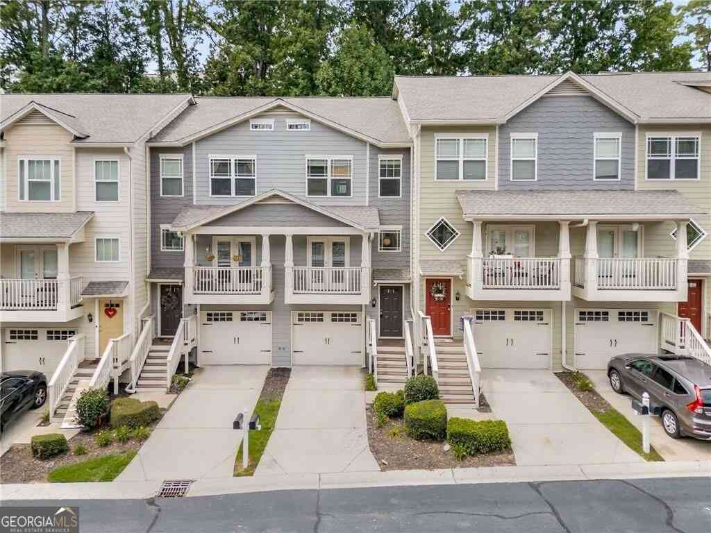 Townhouse For Sale - 1368 Liberty Parkway NW<br/> Atlanta, GA 30318