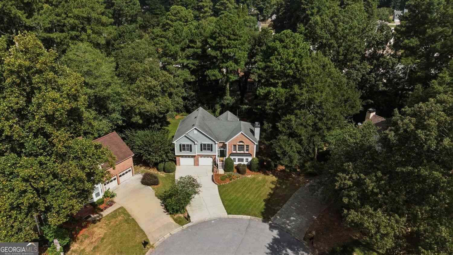 Homes For Sale - 3370 Stone Path Way<br/> Powder Springs, GA 30127