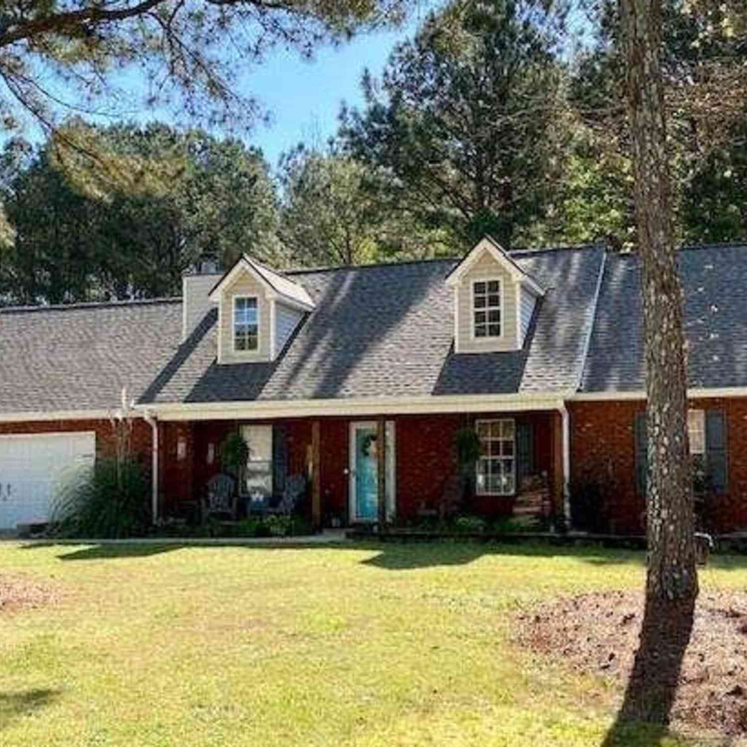 Homes For Sale - 120 Brentwood Boulevard<br/> Monroe, GA 30655