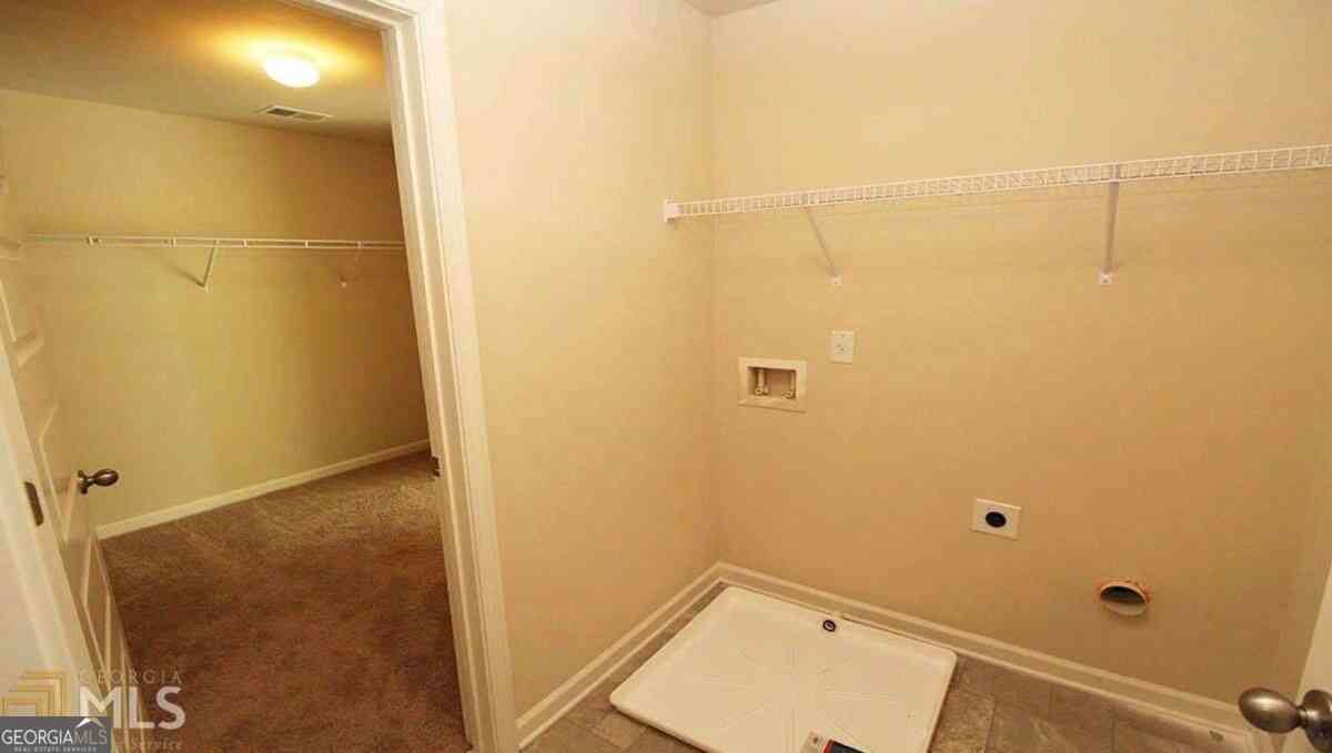 Homes For Sale - 3152 Hawthorn Farm Boulevard<br/> Loganville, GA 30052