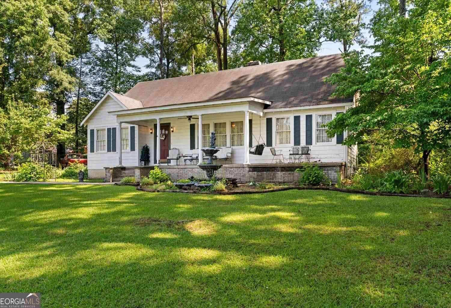 Homes For Sale - 606 Woodland Drive<br/> Dalton, GA 30721