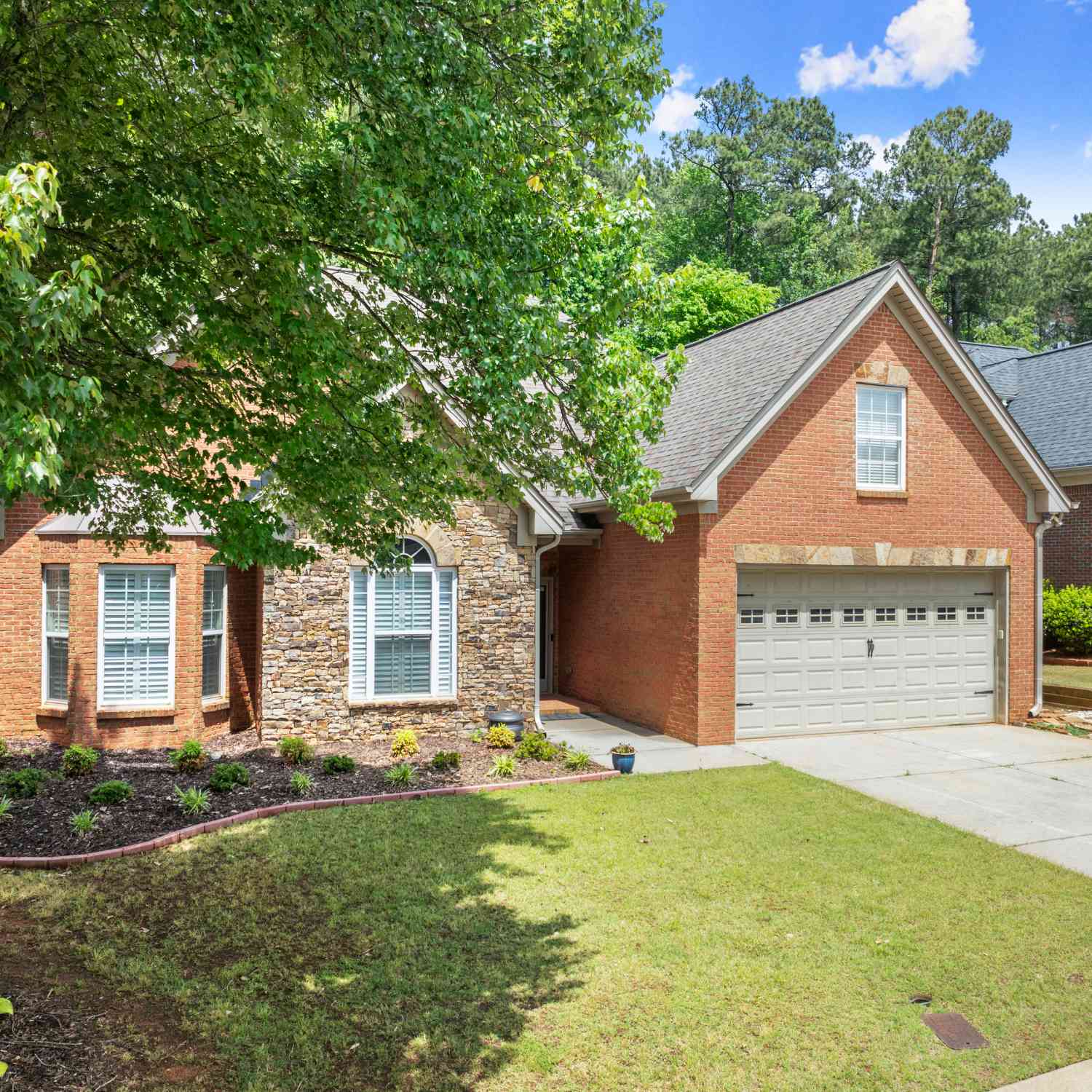 Homes For Sale - 2110 Retreat Haven Lane<br/> Dacula, GA 30019