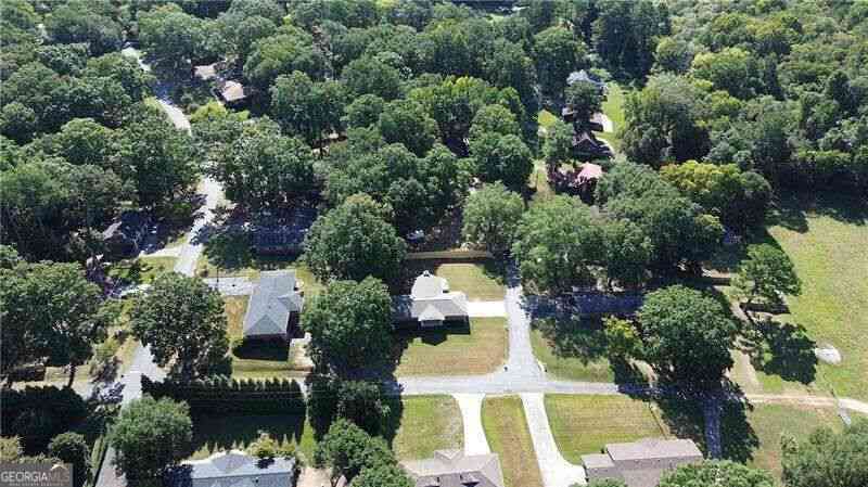 Homes For Sale - 24 Beechwood Drive<br/> Cartersville, GA 30120