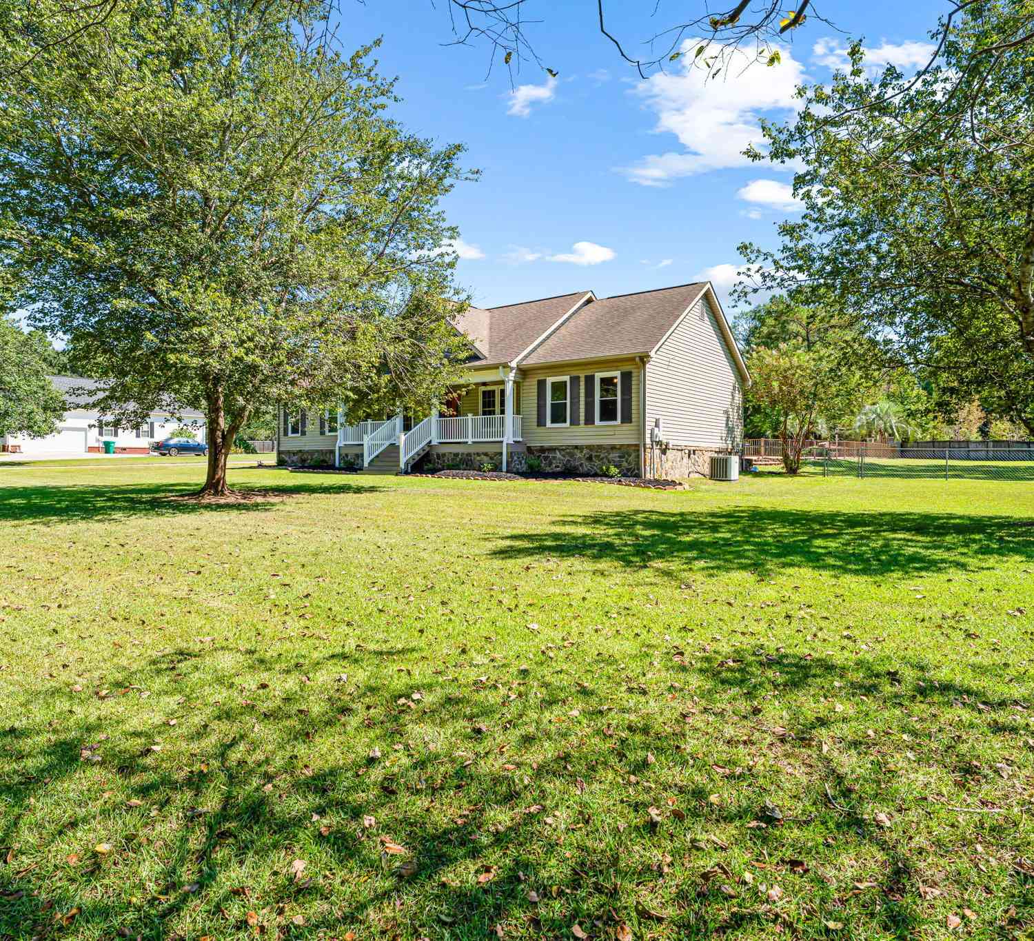 Homes For Sale - 134 Brittany Drive<br/> Perry, GA 31069