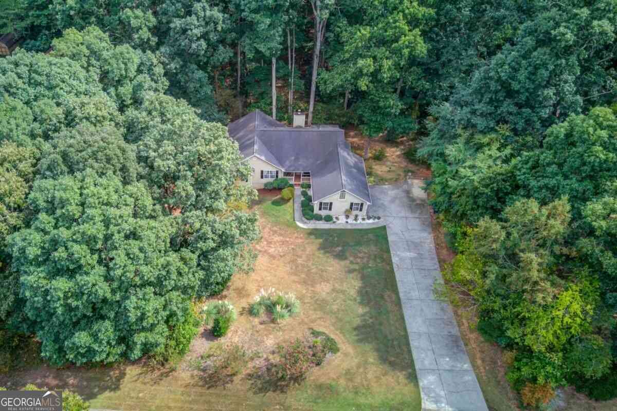 Homes For Sale - 3244 Holly Stand Court<br/> Loganville, GA 30052
