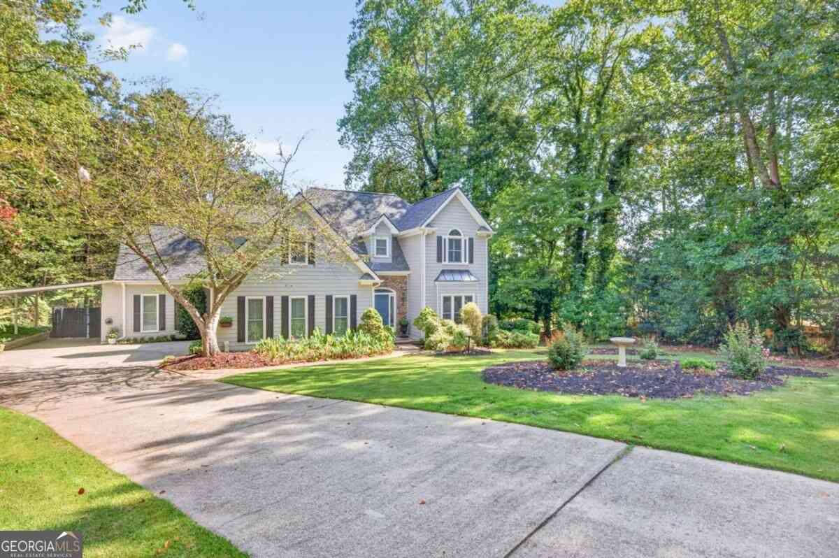 Homes For Sale - 3520 Habersham Club Drive<br/> Cumming, GA 30041