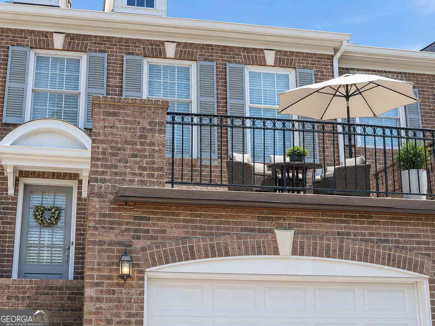 Townhouse For Sale - 6011 Waters Edge Trail<br/> Roswell, GA 30075