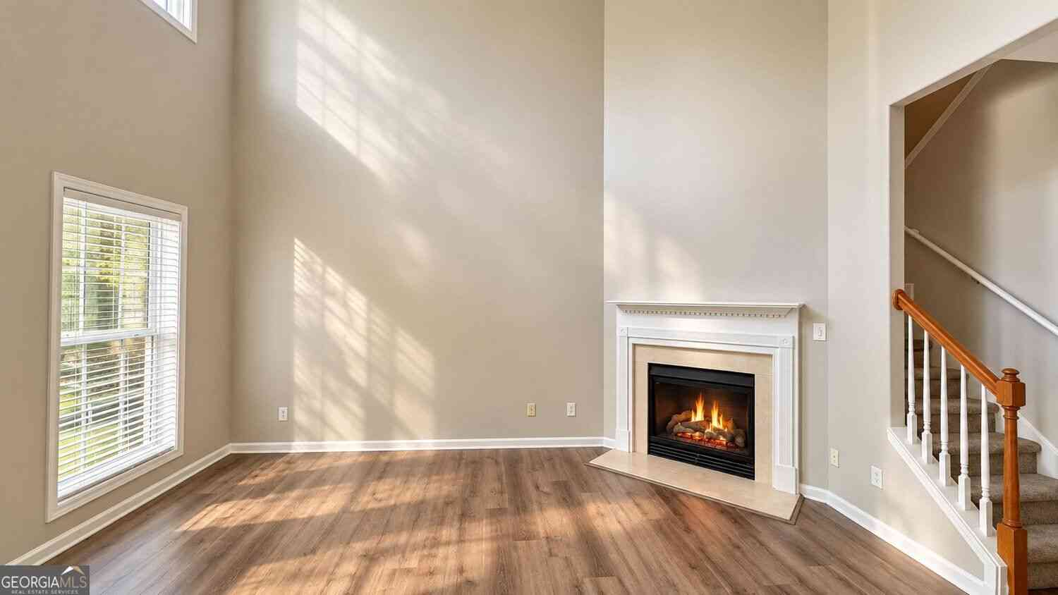 Townhouse For Sale - 6276 Colonial View<br/> Fairburn, GA 30213