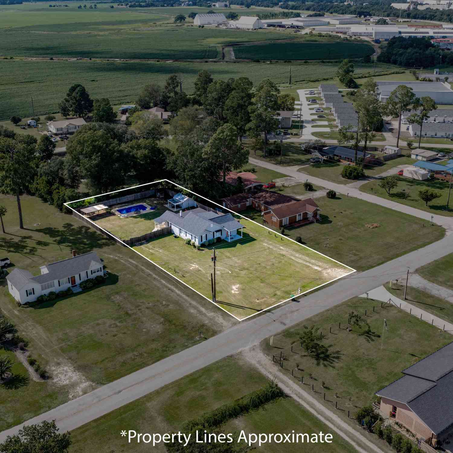 Homes For Sale - 404 S Newcombe Avenue<br/> Donalsonville, GA 39845