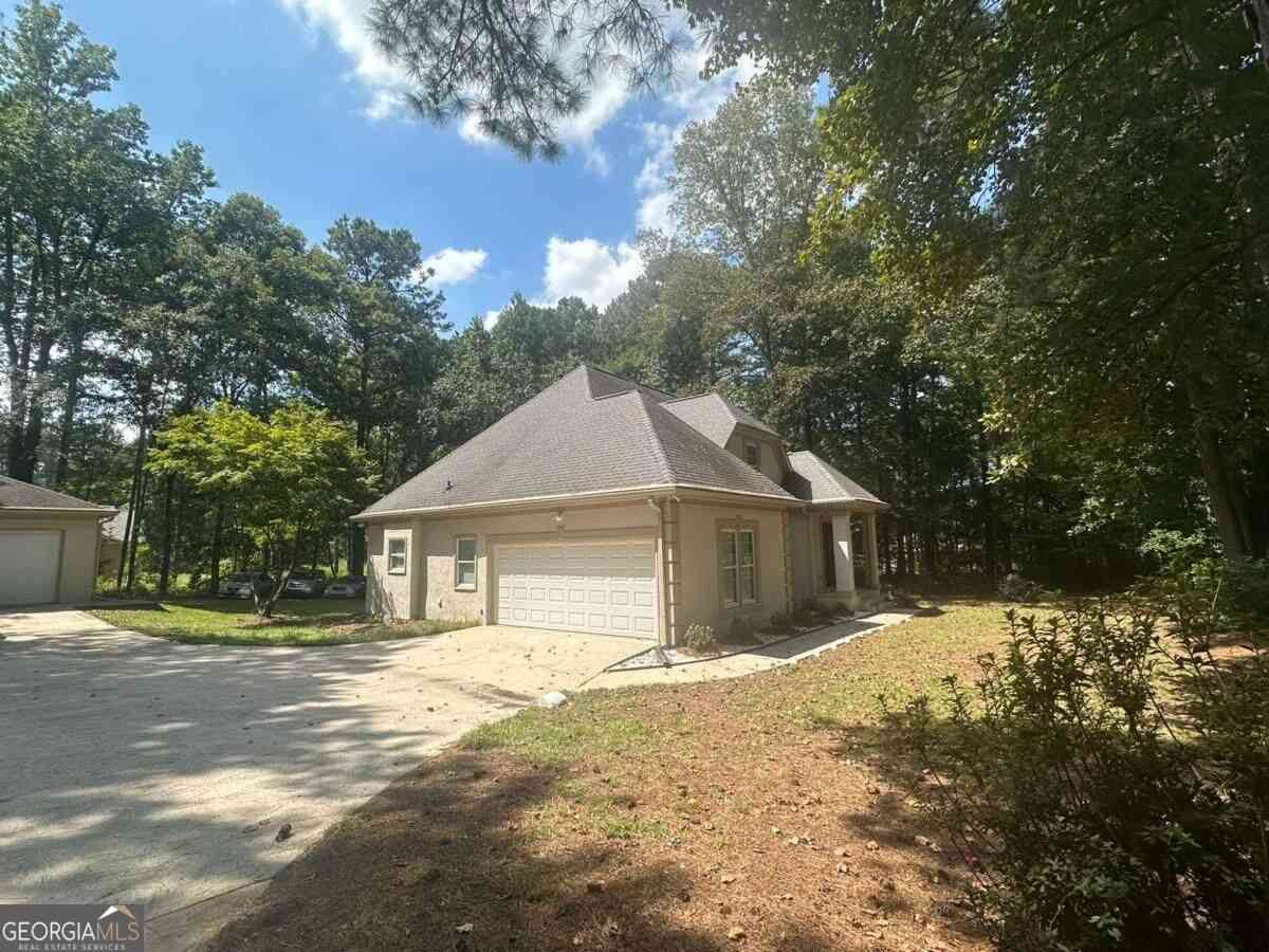 Homes For Sale - 2899 Carnes Road<br/> Jonesboro, GA 30236