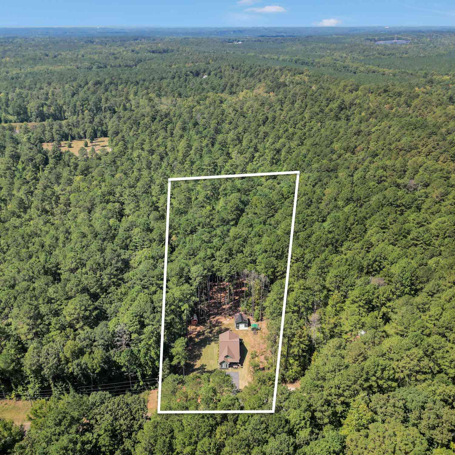 Homes For Sale - 215 Crooked Creek Bay Rd<br/> Eatonton, GA 31024