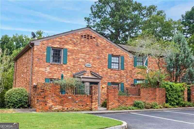 Condo For Sale - 3085 Colonial Way #A<br/> Atlanta, GA 30341