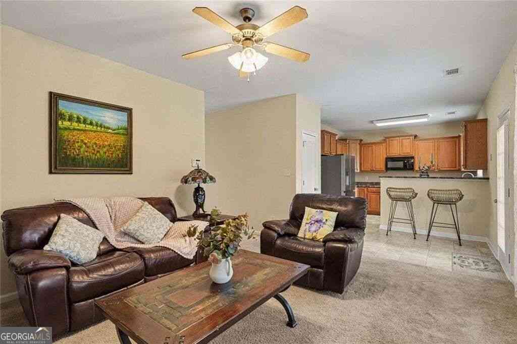 Homes For Sale - 323 Scarlet Oaks Drive<br/> Macon, GA 31220