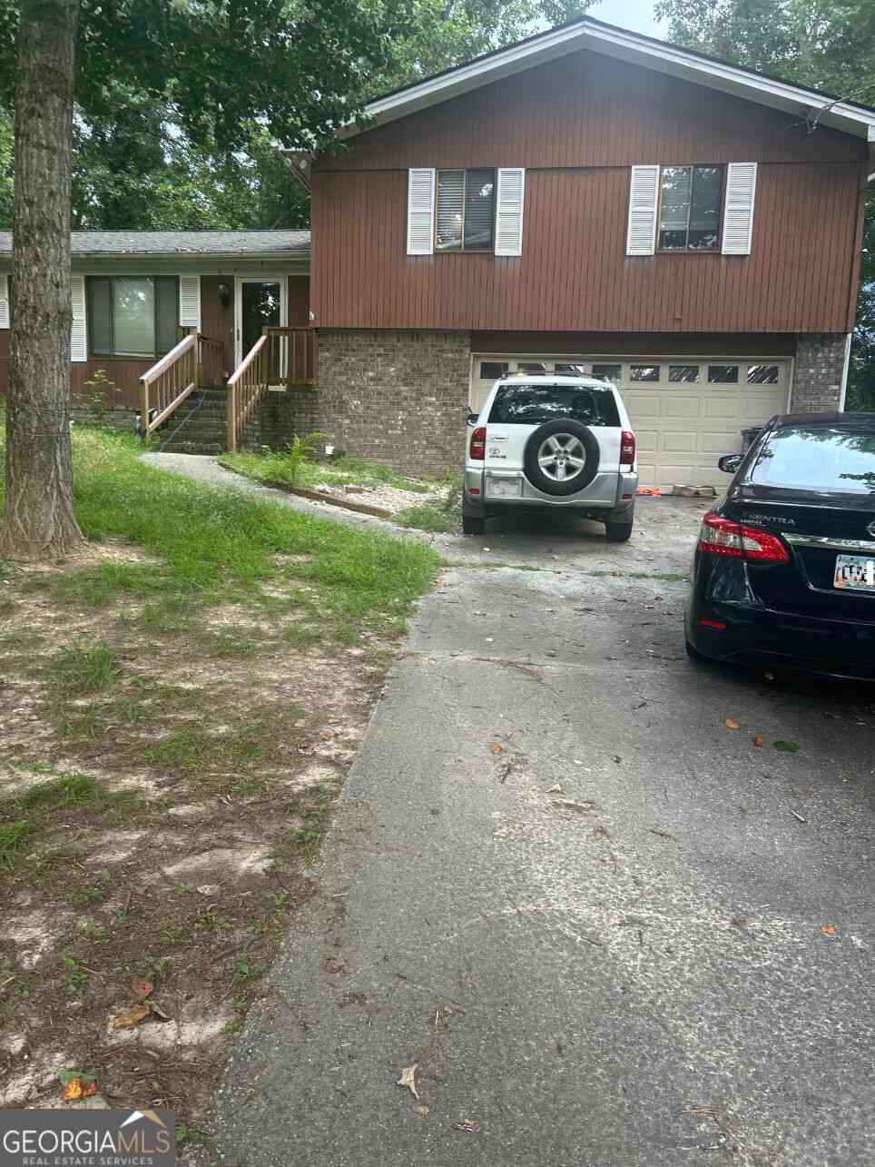 Homes For Sale - 2140 Lost Forest Lane<br/> Conyers, GA 30094