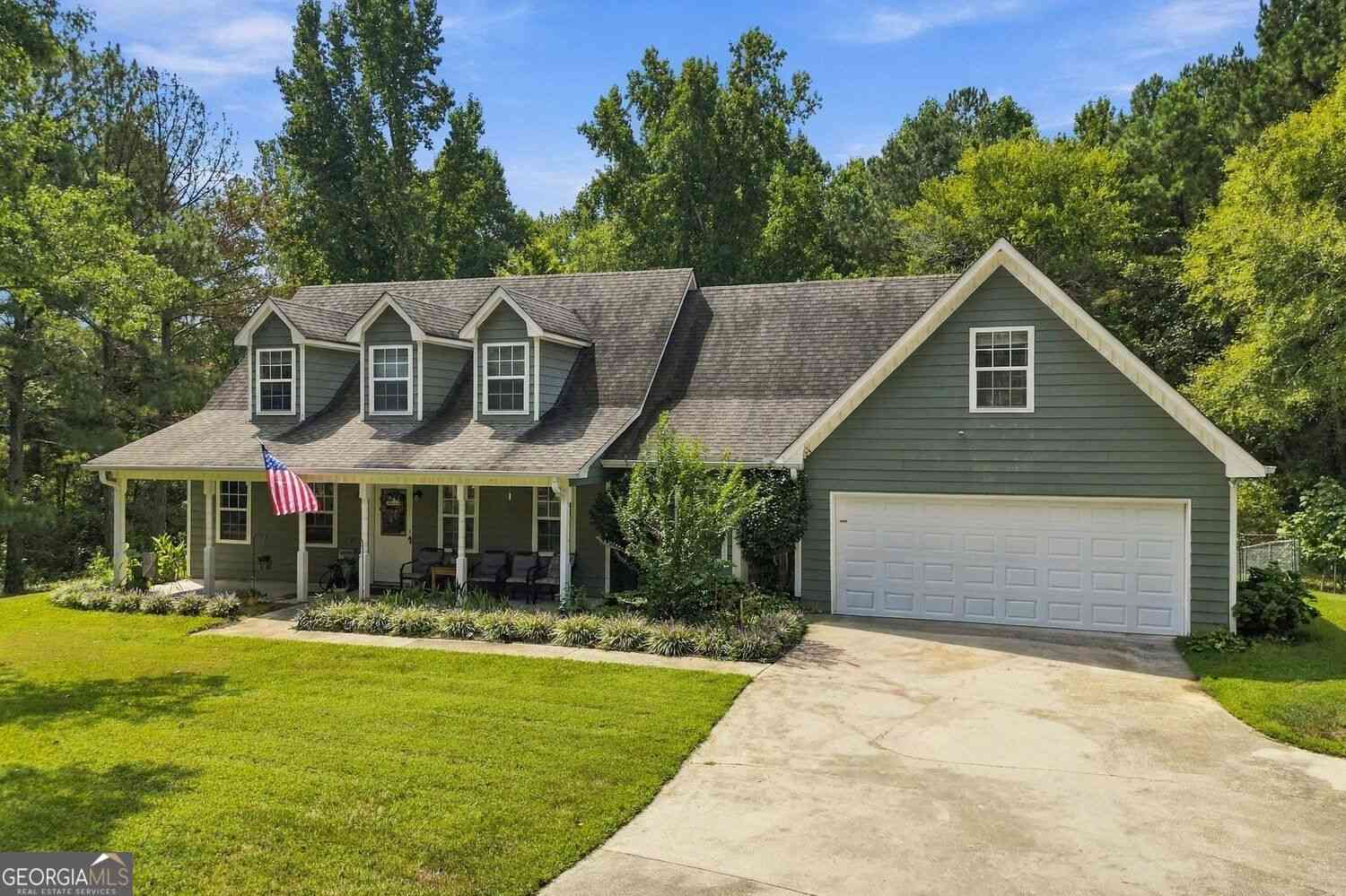 Homes For Sale - 3343 Pommel Court<br/> Loganville, GA 30052