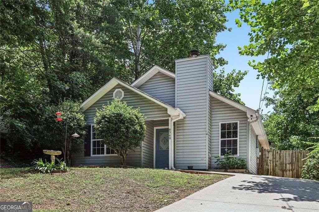 Homes For Sale - 6360 Quail Trail<br/> Gainesville, GA 30506