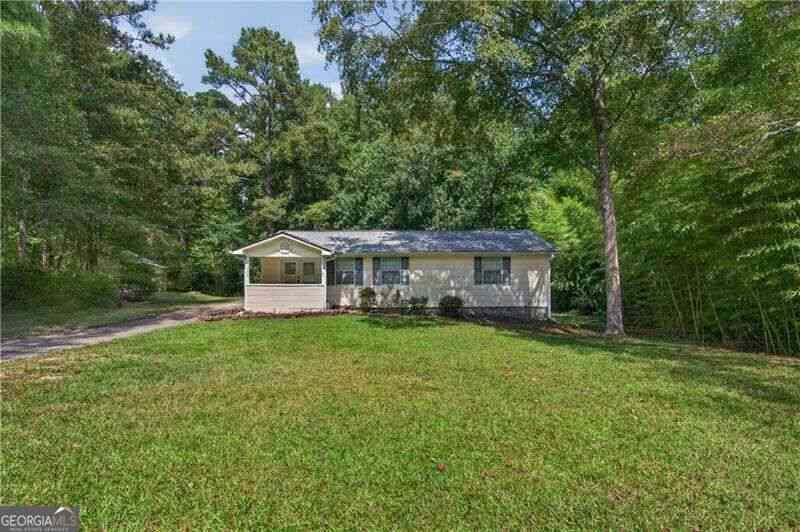 Homes For Sale - 3232 Morgan Road<br/> Temple, GA 30179