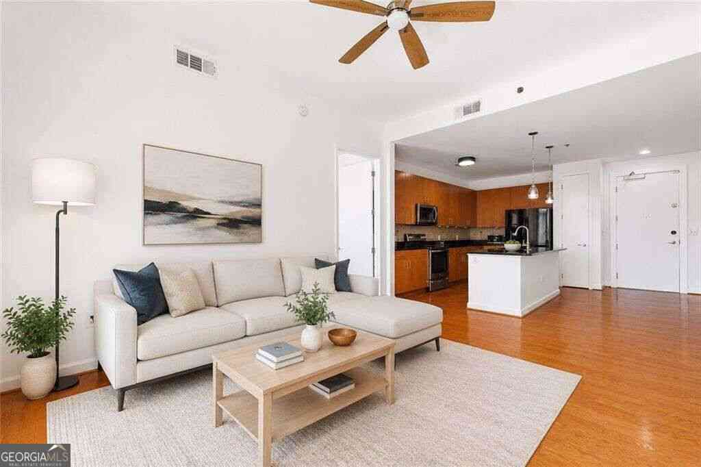 Condo For Sale - 711 Cosmopolitan Drive NE #300<br/> Atlanta, GA 30324