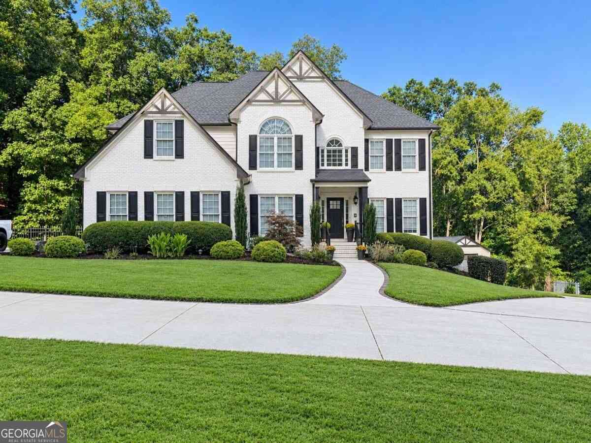 Homes For Sale - 396 Collegiate Drive<br/> Powder Springs, GA 30127