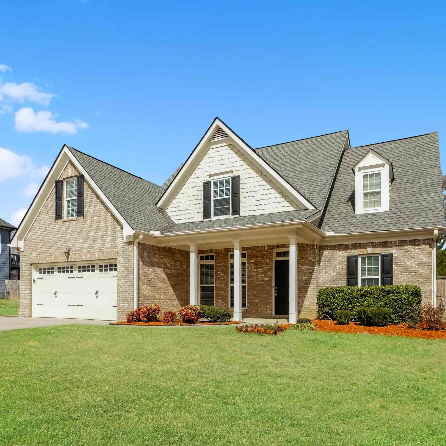 Homes For Sale - 44 Colonial Circle NW<br/> Cartersville, GA 30120