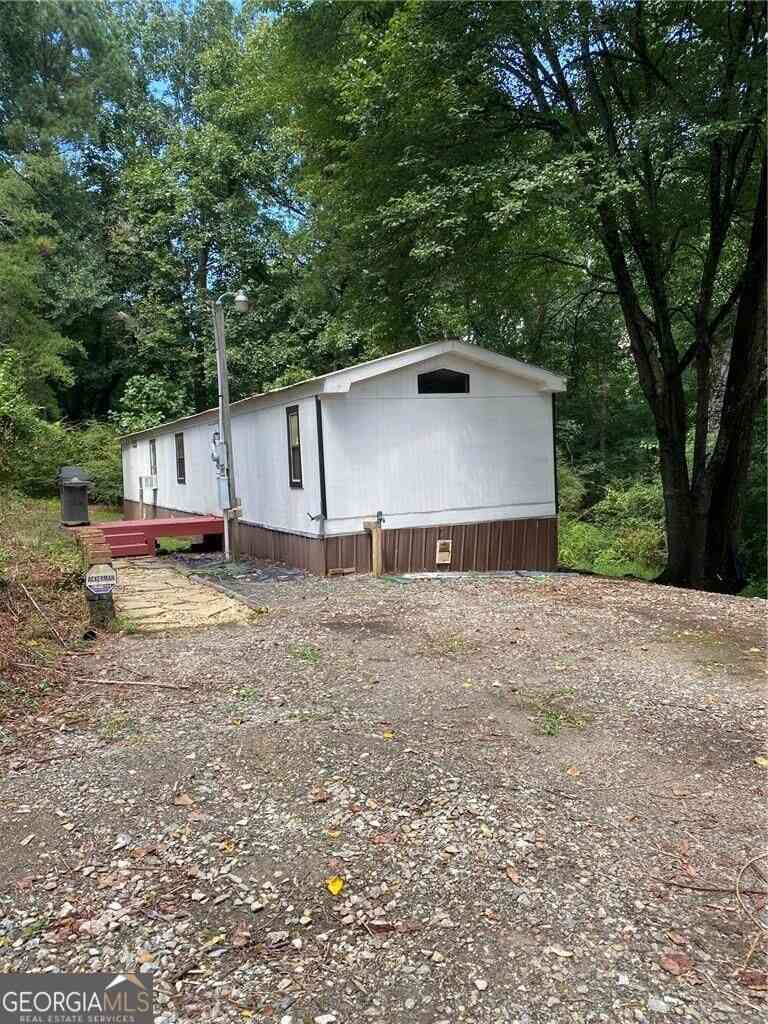 Homes For Sale - 5620 Betty Lane<br/> Dawsonville, GA 30534