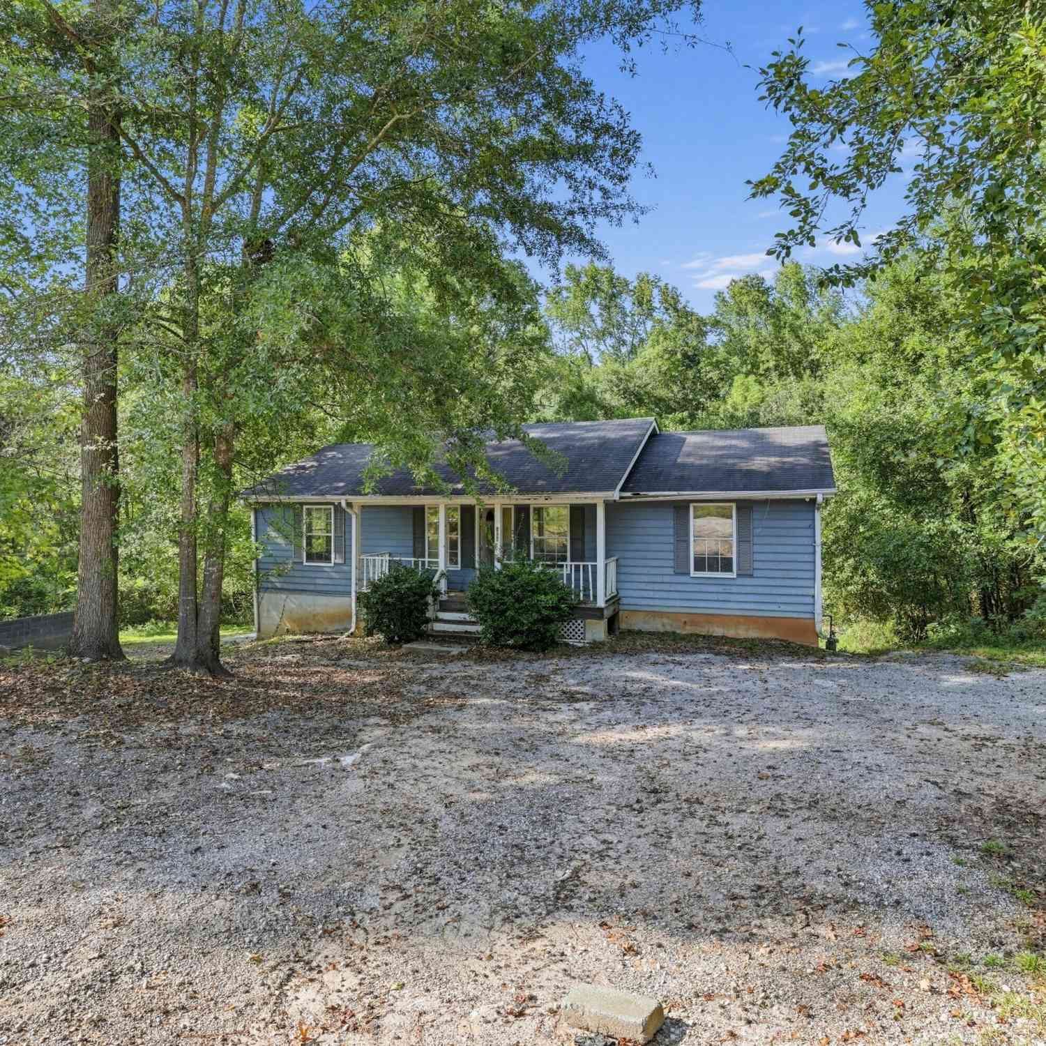 Homes For Sale - 7694 Rockbridge Road<br/> Lithonia, GA 30058