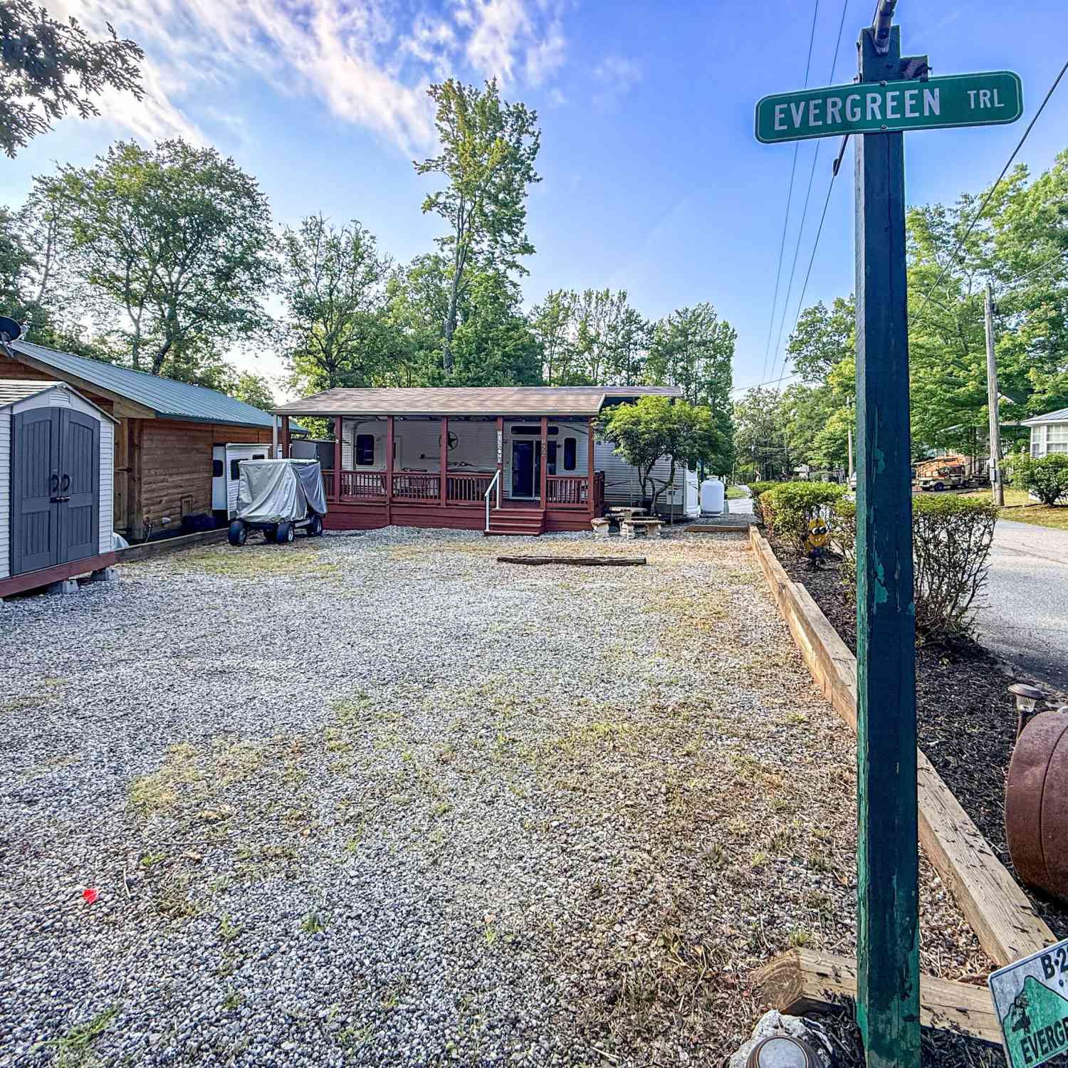 Homes For Sale - 4 Evergreen Trail<br/> Cleveland, GA 30528