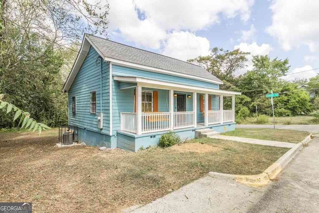 Homes For Sale - 2131 Cedar Street<br/> Macon, GA 31206