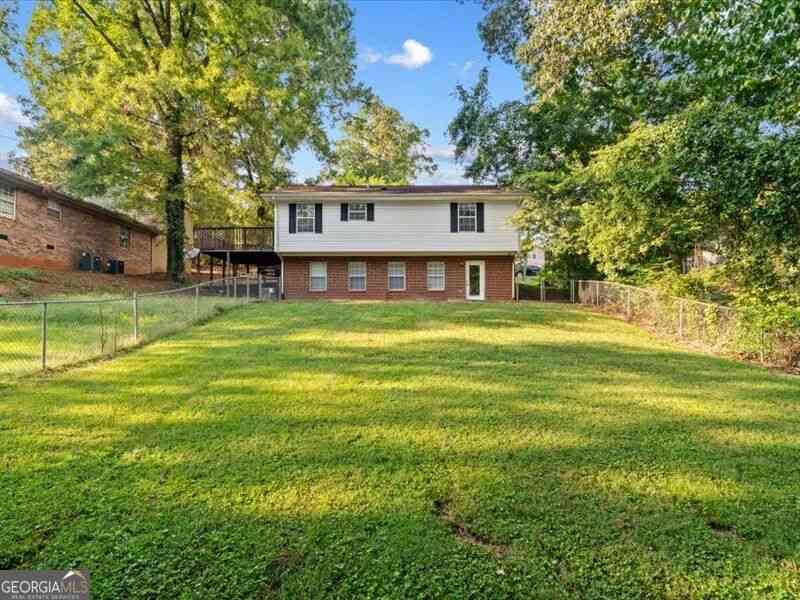 Homes For Sale - 1412 Elite Drive<br/> Dalton, GA 30720