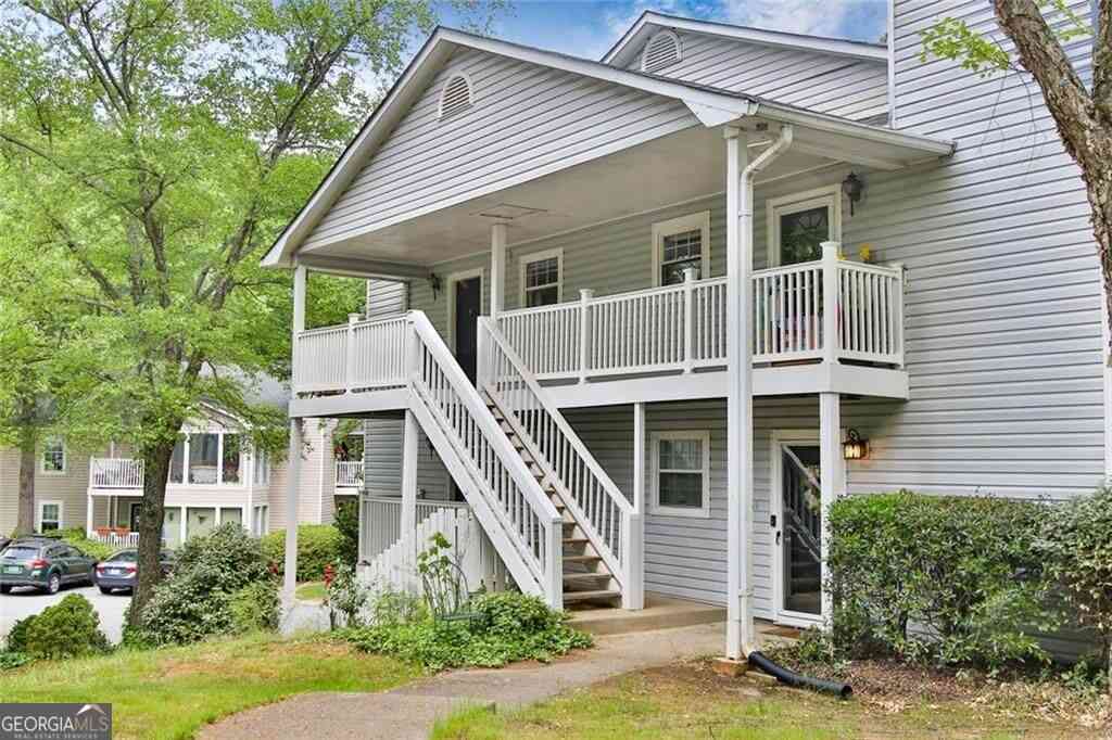 Condo For Sale - 2104 Augusta Drive SE<br/> Marietta, GA 30067