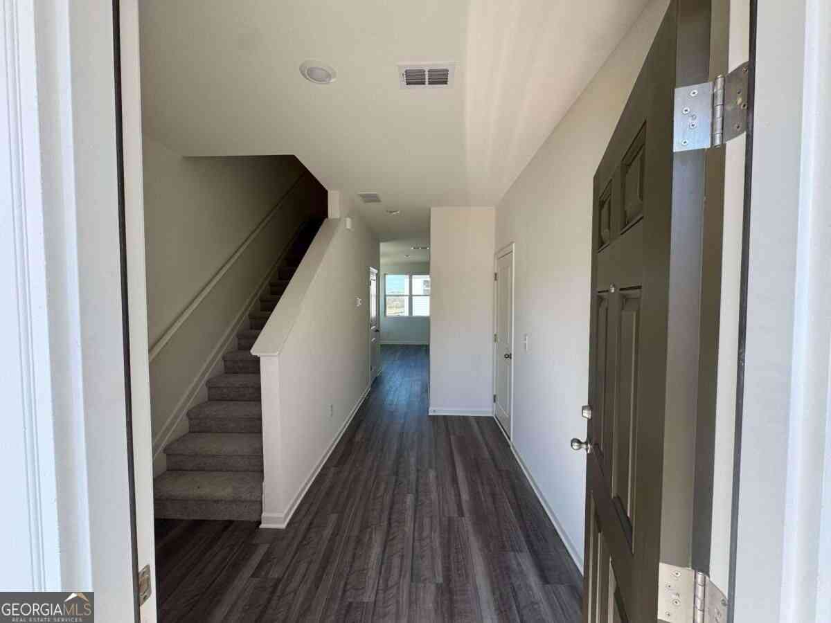 Townhouse For Sale - 240 Gillis Way<br/> Villa Rica, GA 30180