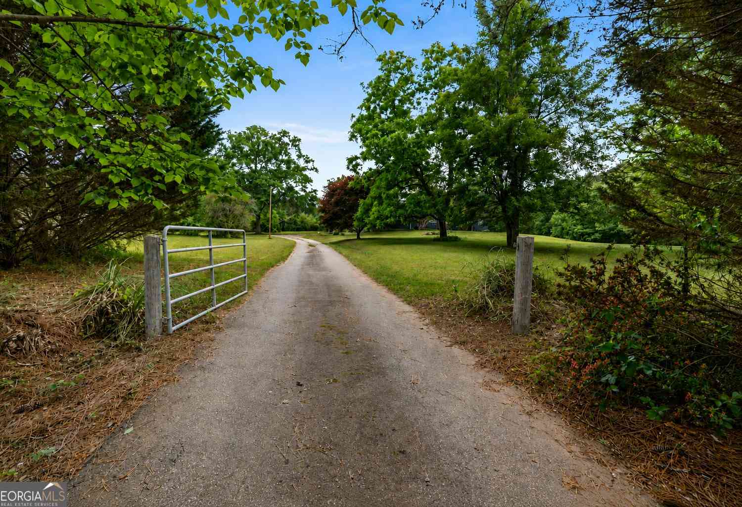Homes For Sale - 1897 Highway 34 W<br/> Newnan, GA 30263