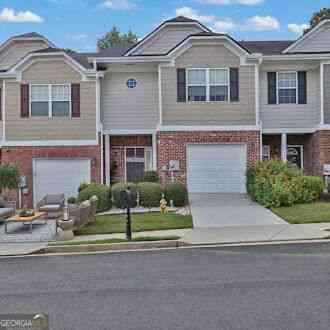 Townhouse For Sale - 2118 Burns View Lane<br/> Gwinnett County, Lawrenceville, GA 30044