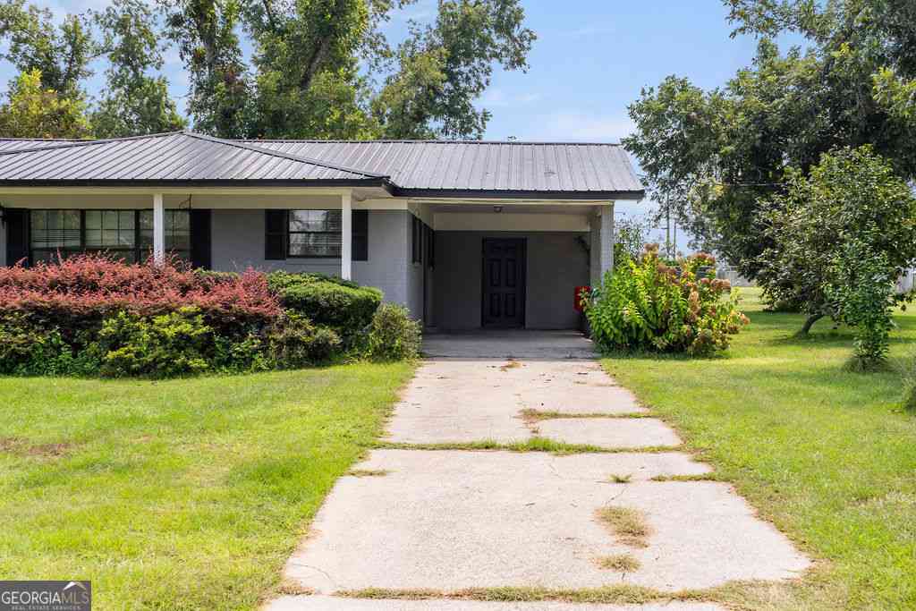 Homes For Sale - 27 Patricia Lane<br/> Hazlehurst, GA 31539