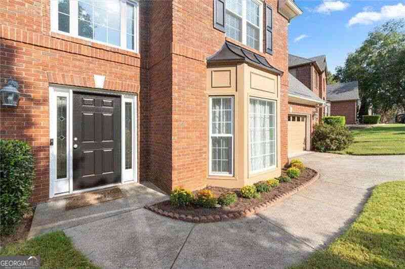 Homes For Sale - 11935 Leeward Walk Circle<br/> Alpharetta, GA 30005