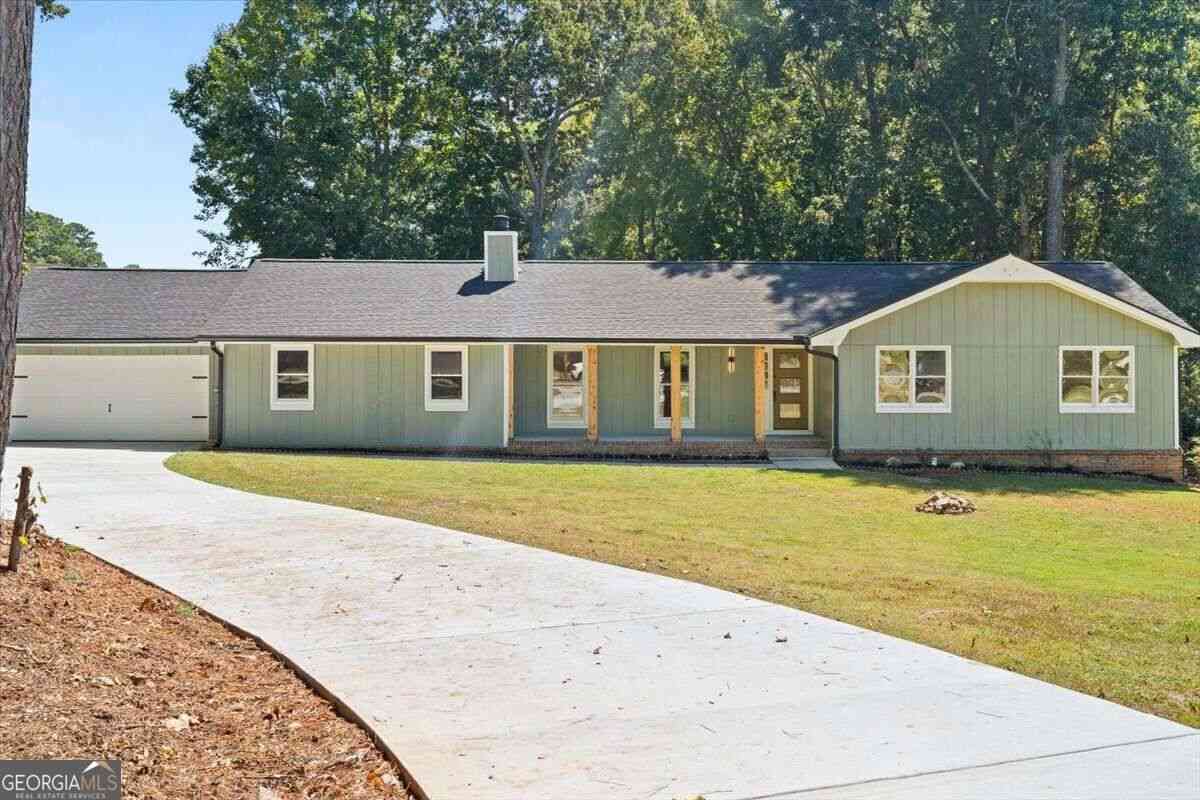 Homes For Sale - 2177 E Chester Circle SE<br/> Conyers, GA 30013