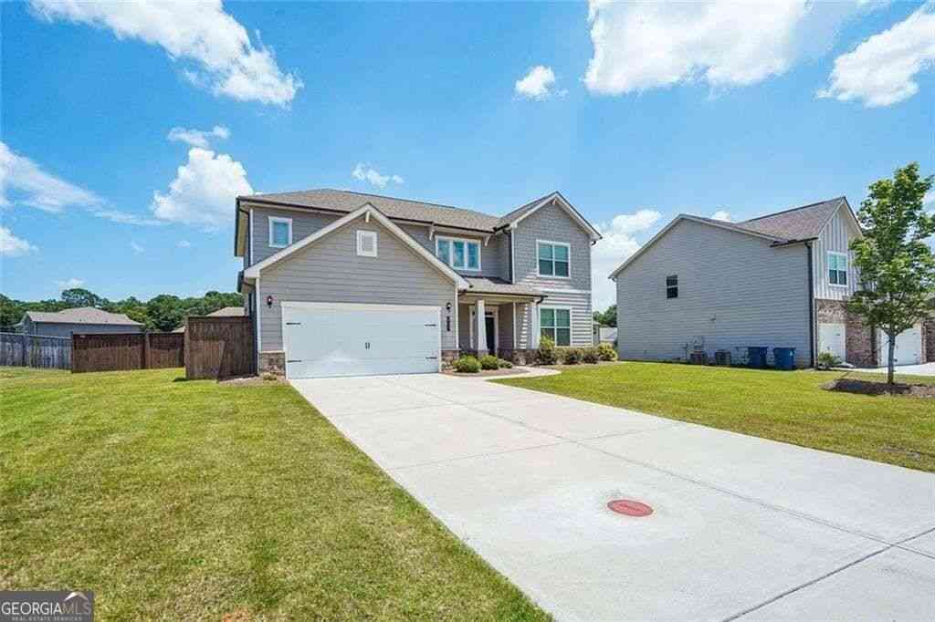 Homes For Sale - 217 Blue Iris Court<br/> Winder, GA 30680