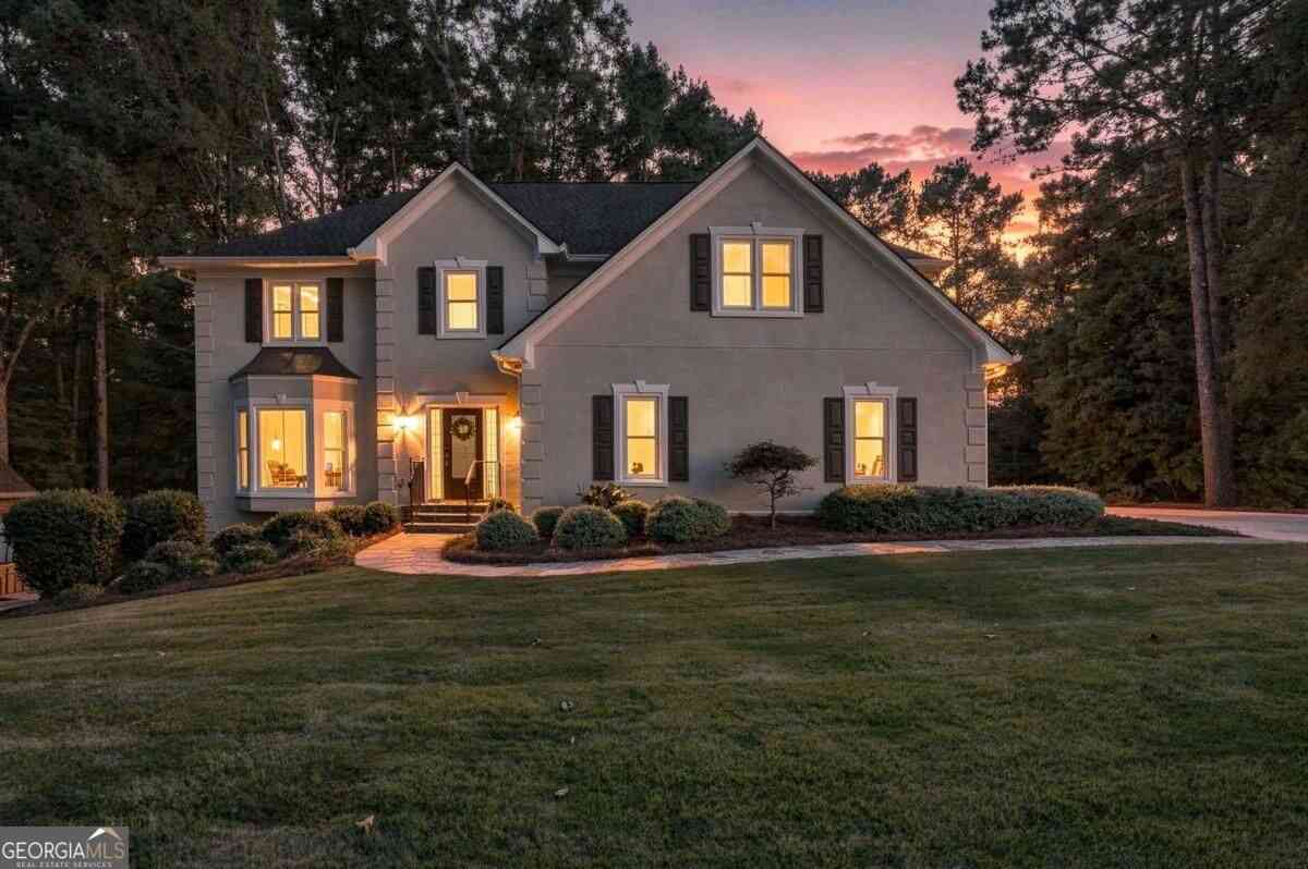 Homes For Sale - 515 Crossgate Trail<br/> Johns Creek, GA 30022