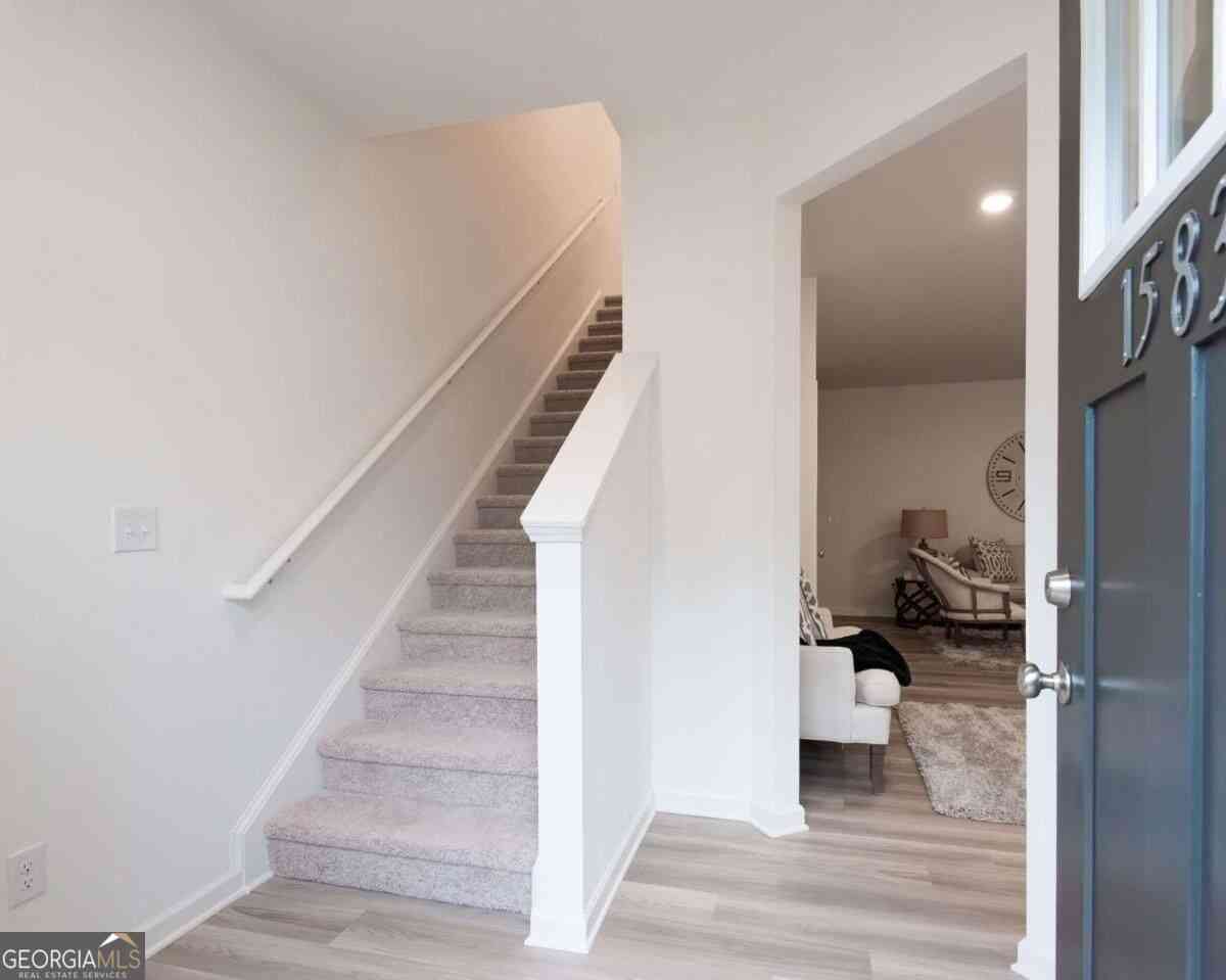 Townhouse For Sale - 1569 Salem Drive #85<br/> Conyers, GA 30013