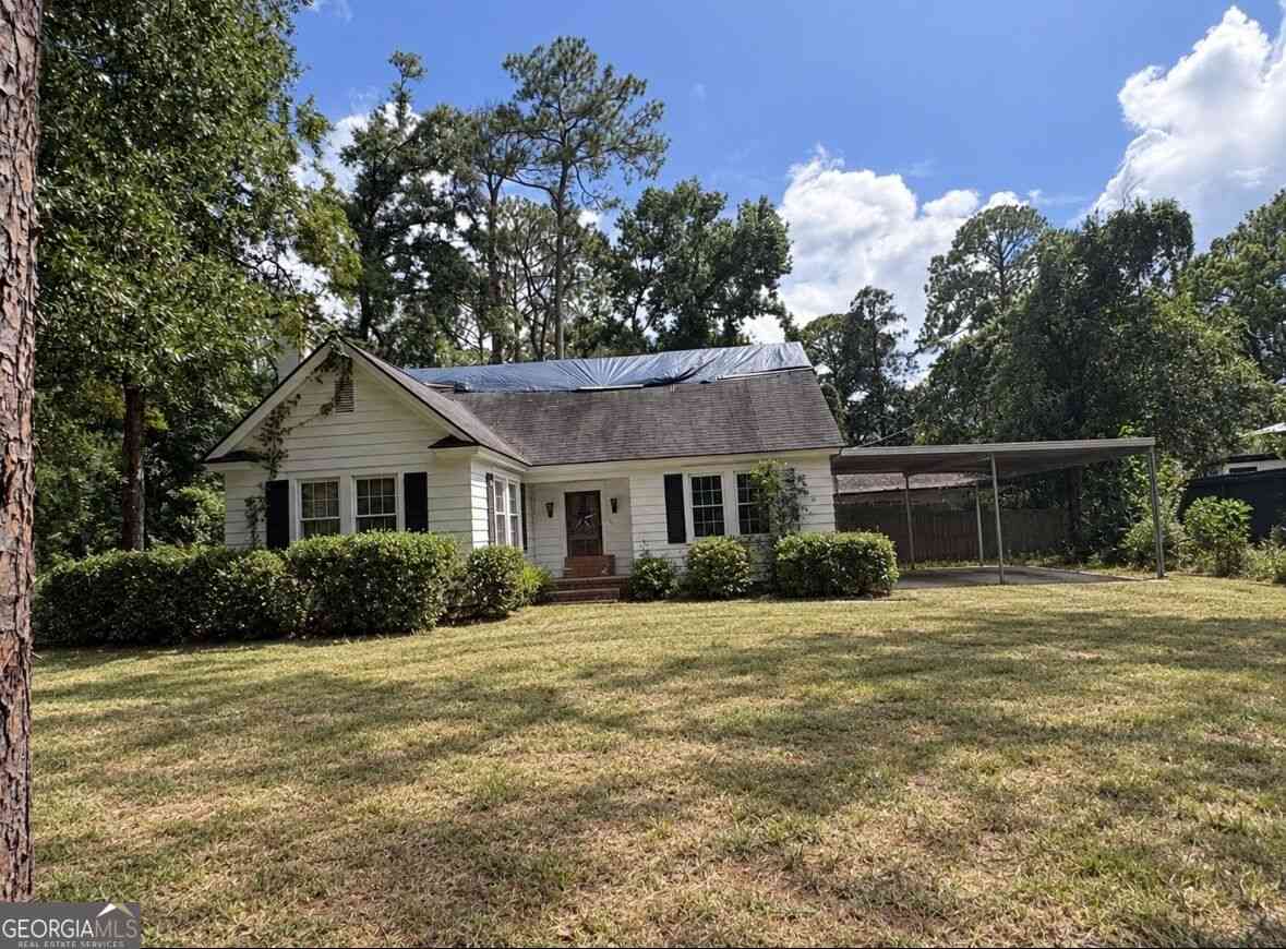 Homes For Sale - 706 Richmond Avenue<br/> Waycross, GA 31501