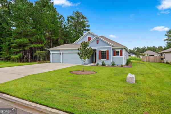 Homes For Sale - 137 Breakwater Loop<br/> Kingsland, GA 31548