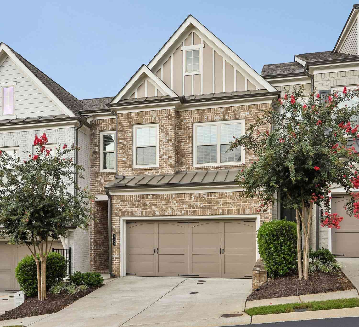 Townhouse For Sale - 3466 Fenton Drive SE<br/> Smyrna, GA 30080
