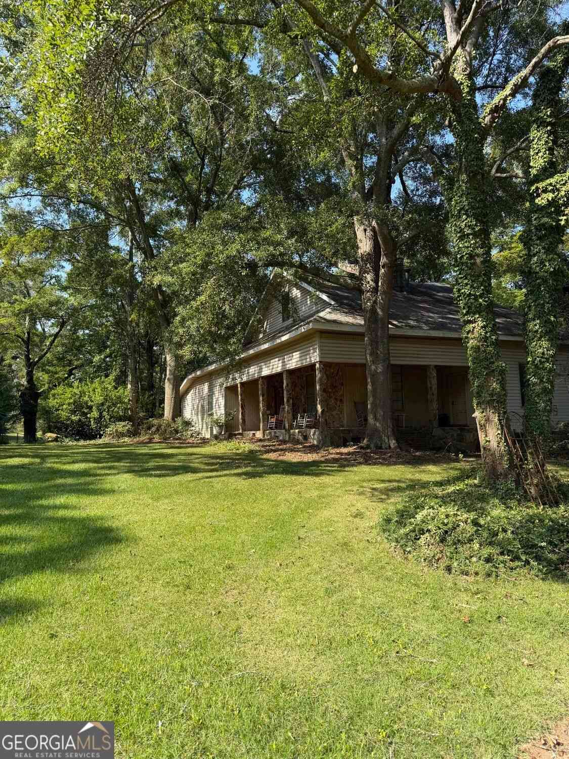 Homes For Sale - 4038 Brownsville Road<br/> Powder Springs, GA 30127