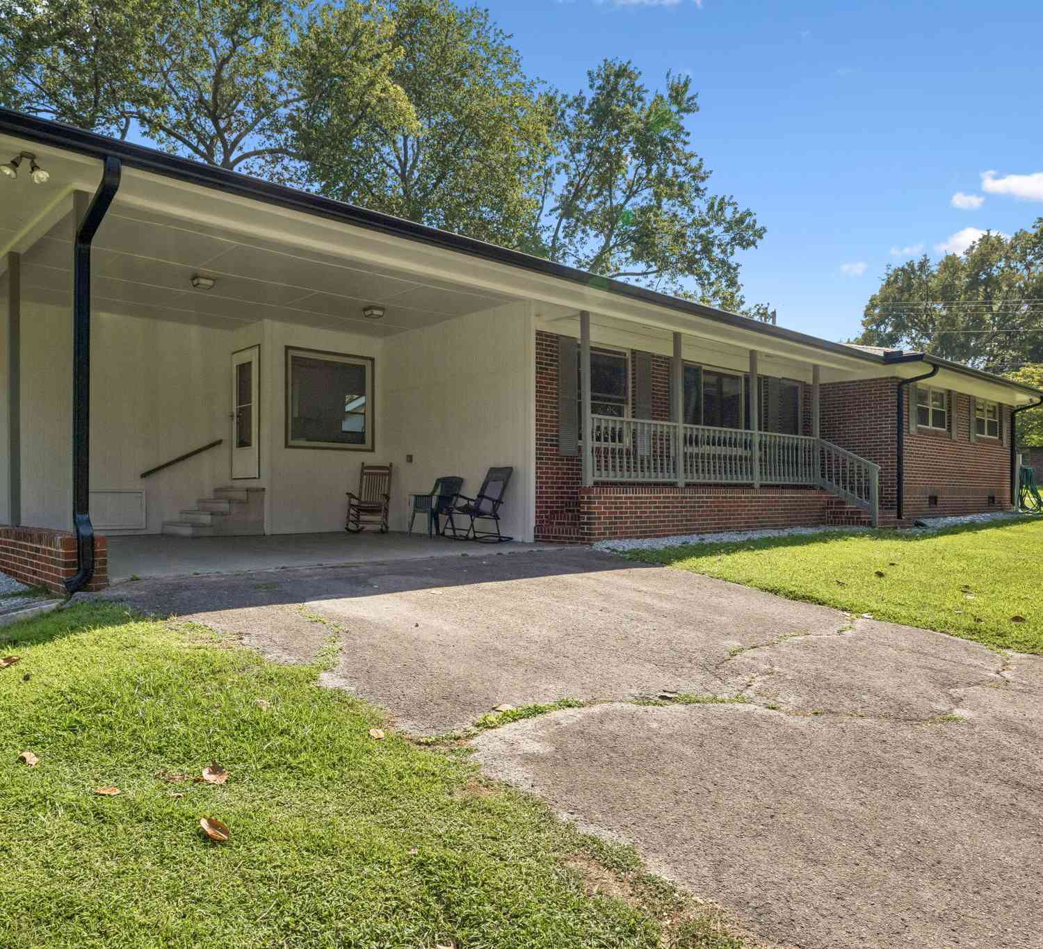 Homes For Sale - 209 Curtis Road<br/> Dalton, GA 30720