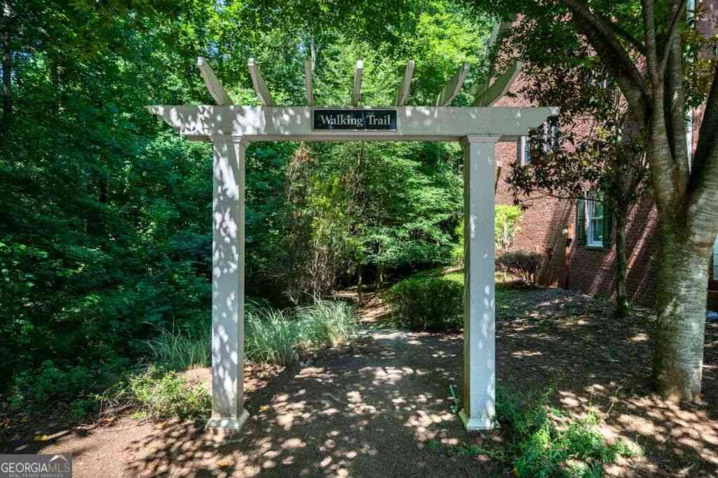 Townhouse For Sale - 1202 Legacy Cove Lane<br/> Roswell, GA 30075