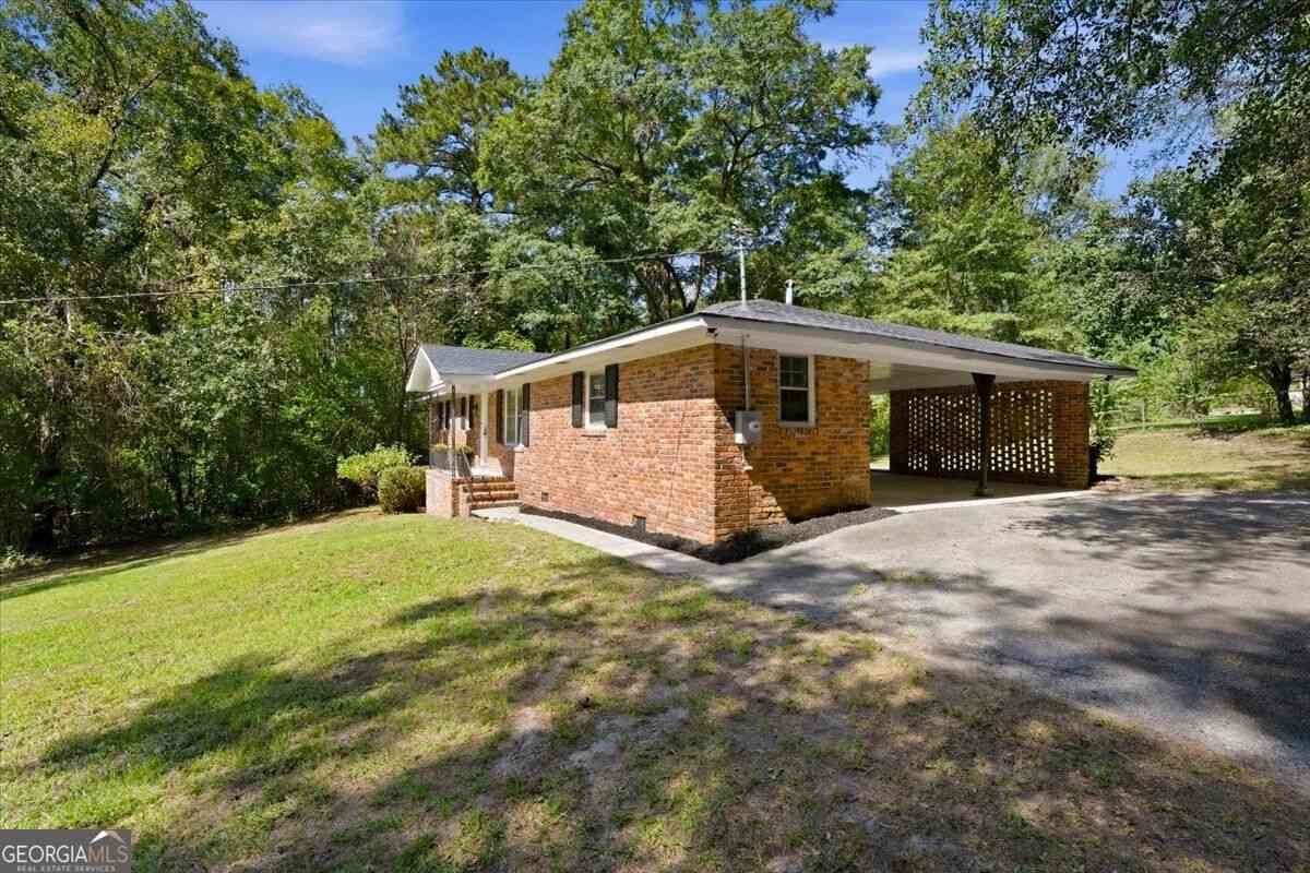 Homes For Sale - 110 Connie Drive<br/> Macon, GA 31211