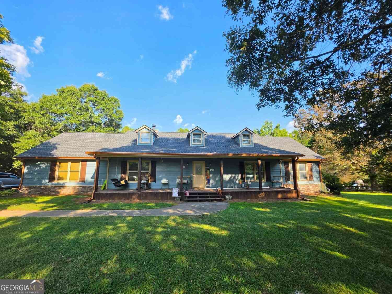 Homes For Sale - 532 Bill Watkins Road<br/> Hoschton, GA 30548