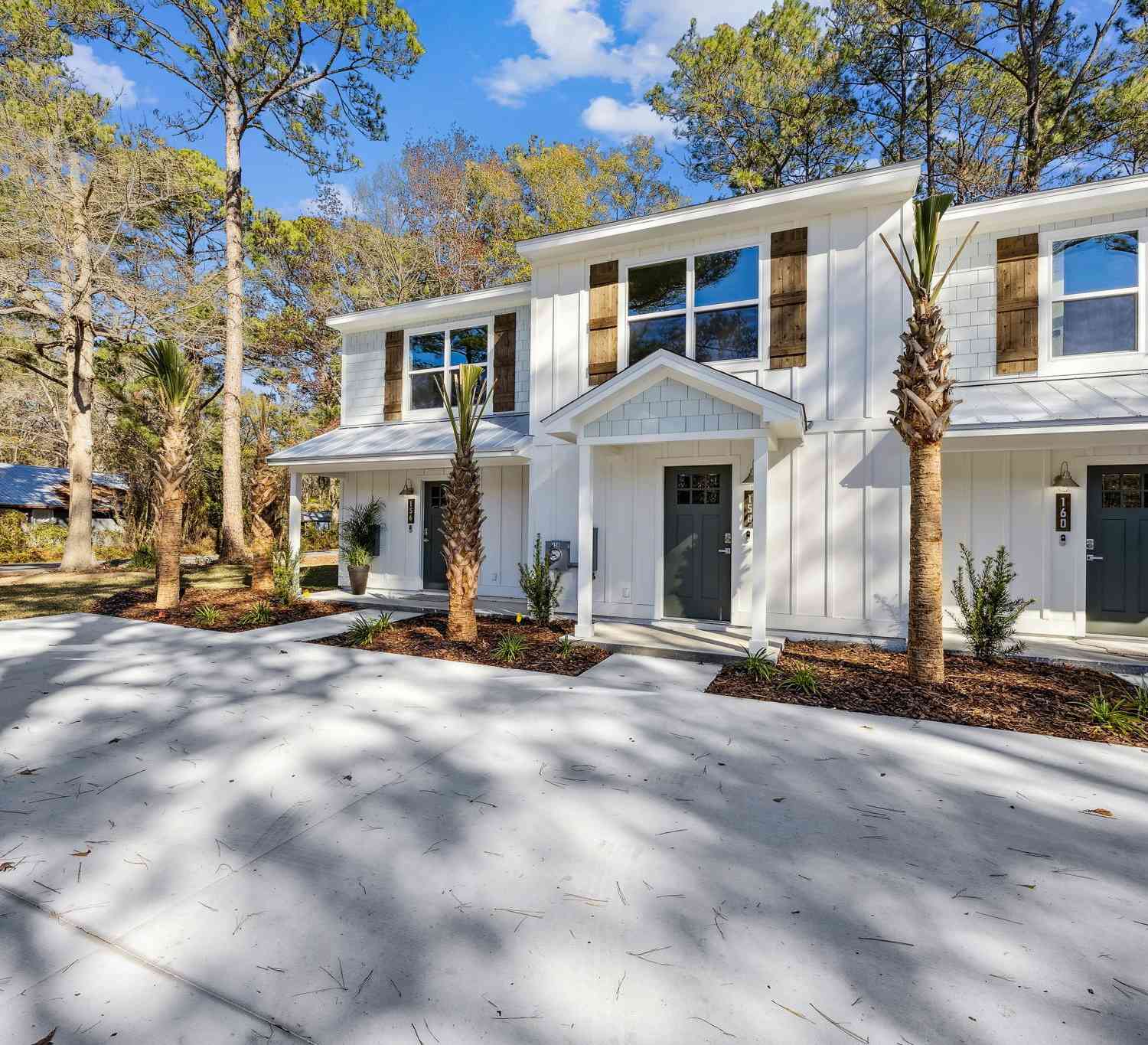 Homes For Sale - 162 Clarks Bluff Road<br/> Kingsland, GA 31548